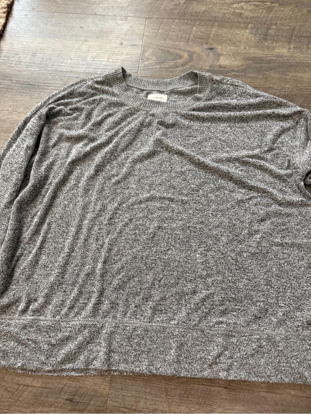 Lucky Brand Gray Heather Crewneck Long Sleeve Top